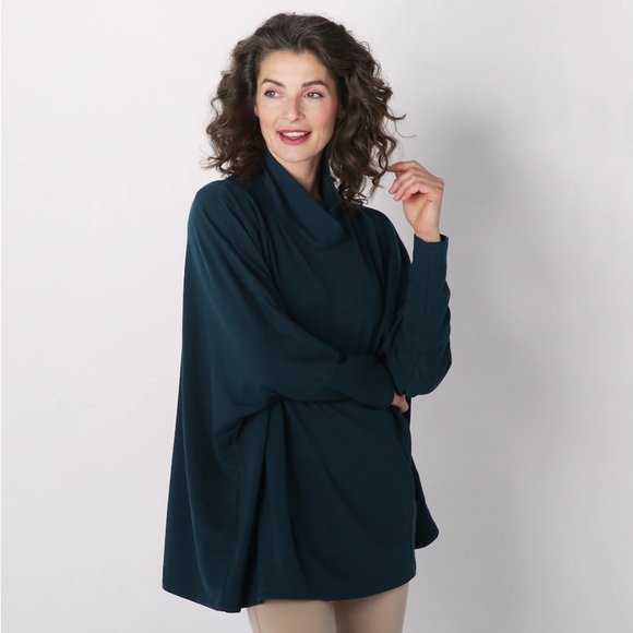 New w/o Tags Mr. Max Soft Terry Knit Poncho - Plus Size - Picture 1 of 1